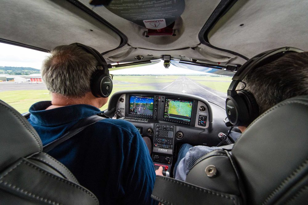 Cirrus aircraft